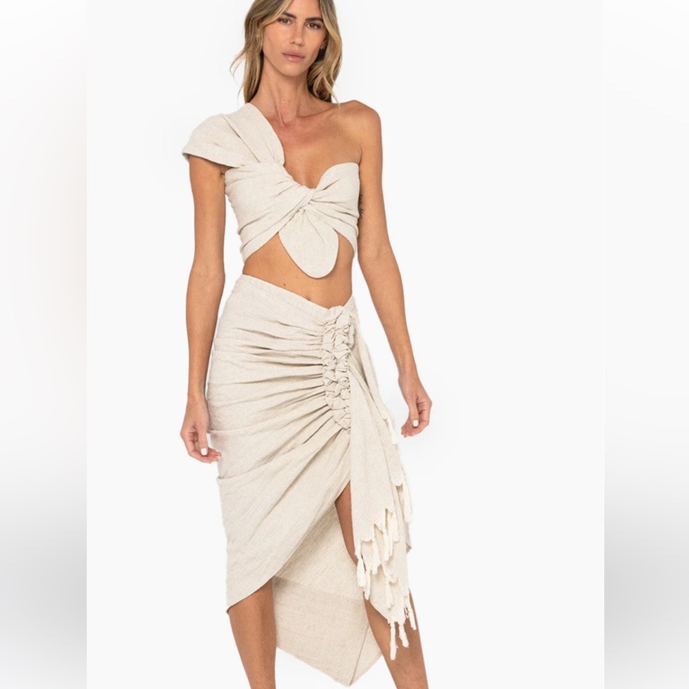 Set of just be queen one of a kind collection